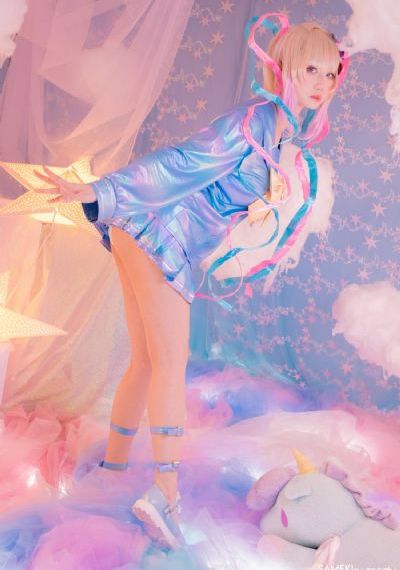小新cao云芬全文阅读小新小说