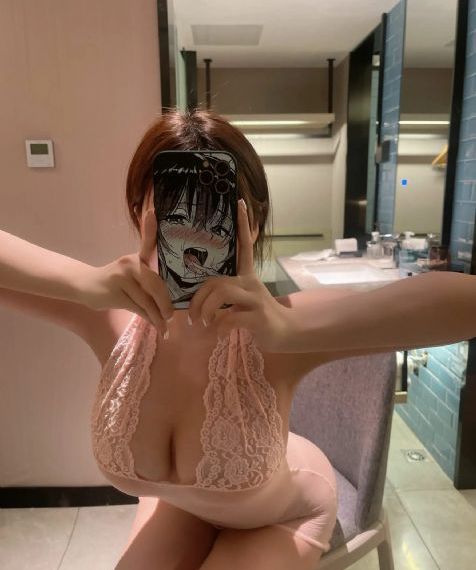 妈妈的情人迷妹网