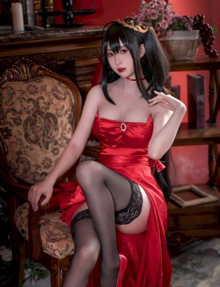 年轻的女教师在线观看