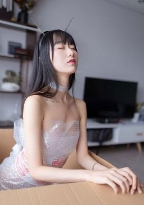默默的我不默默的我们