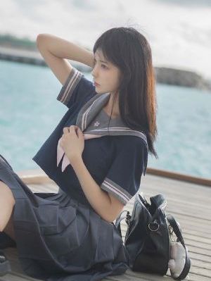 白色妖精泷泽萝拉